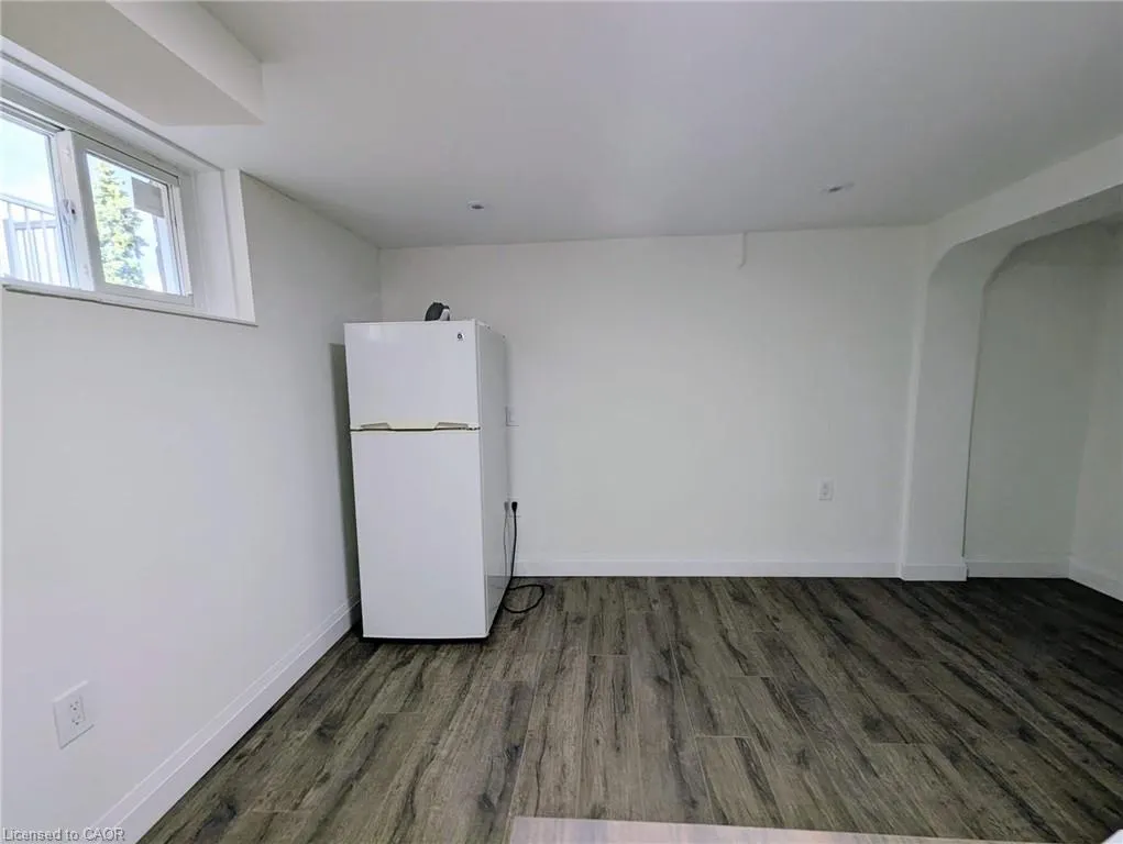 174 Linden Avenue, #LOWER