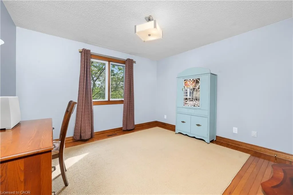 22 Wendakee Drive