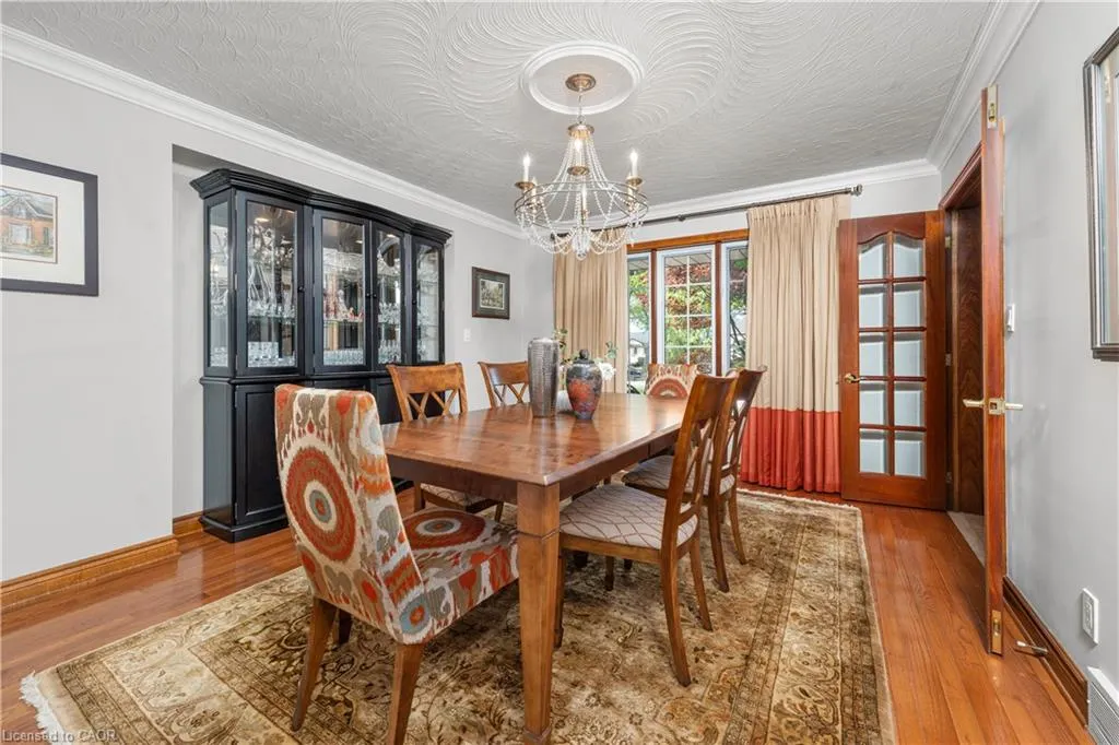 22 Wendakee Drive