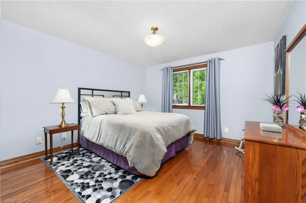 22 Wendakee Drive