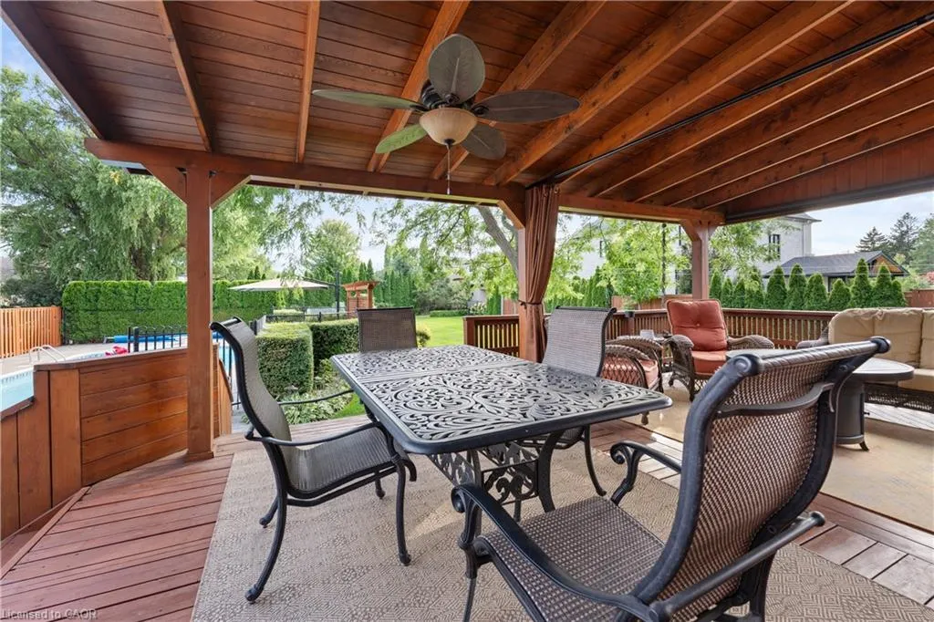 22 Wendakee Drive
