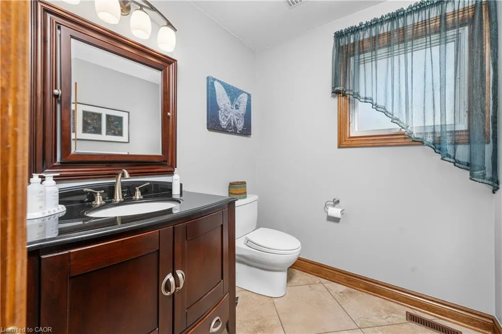 22 Wendakee Drive