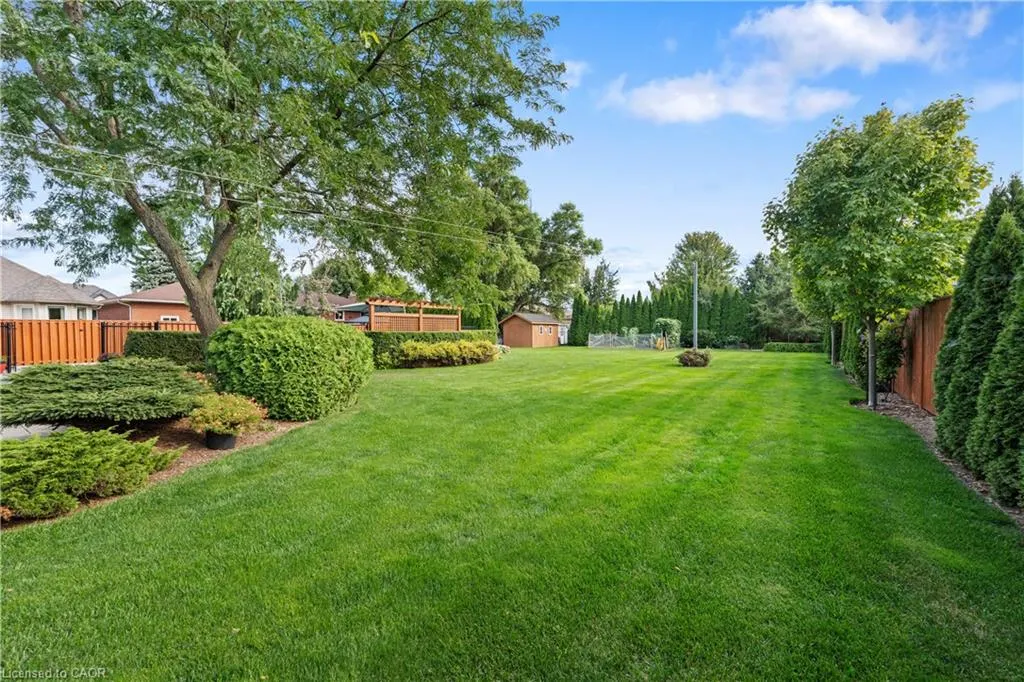 22 Wendakee Drive