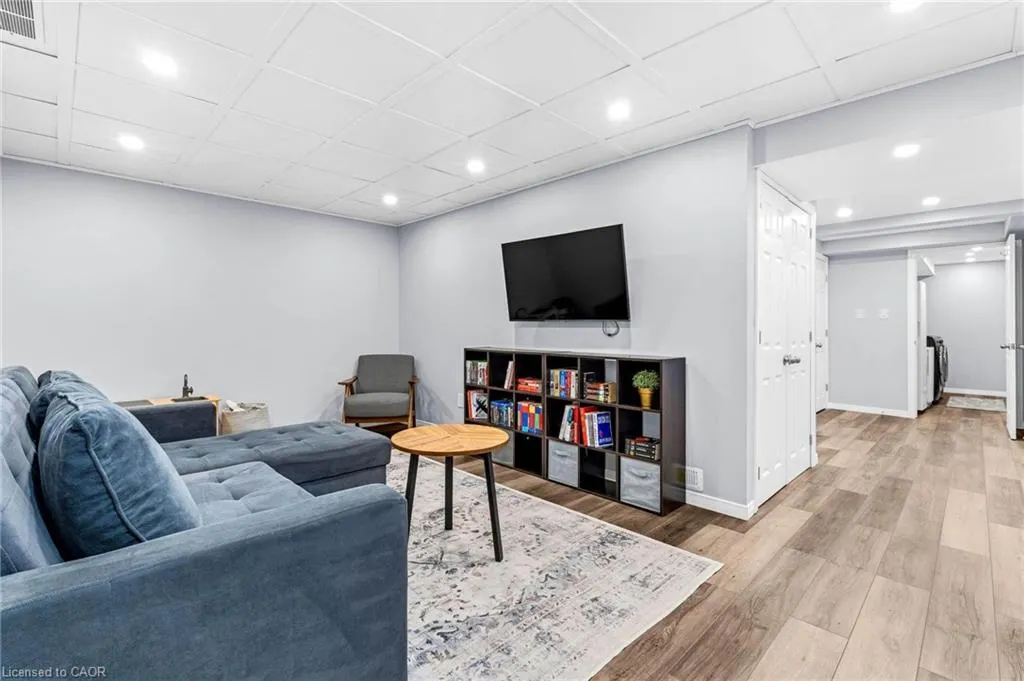 258 Parkvale Drive