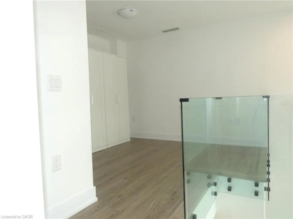 2450 Old Bronte Road, #112
