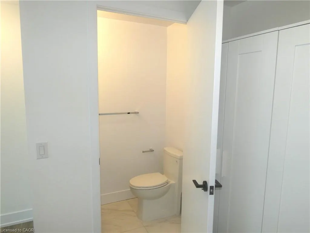 2450 Old Bronte Road Road, #112