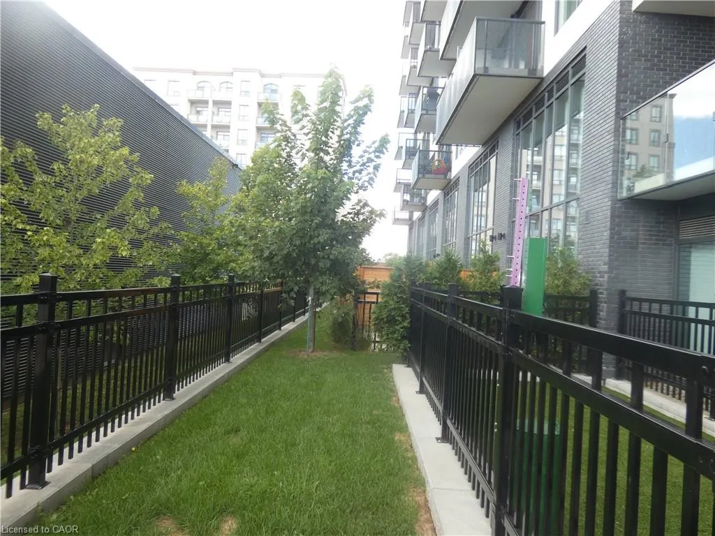 2450 Old Bronte Road Road, #112
