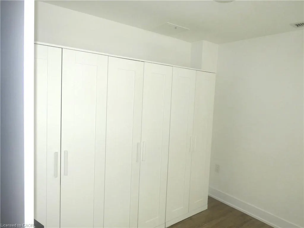 2450 Old Bronte Road, #112