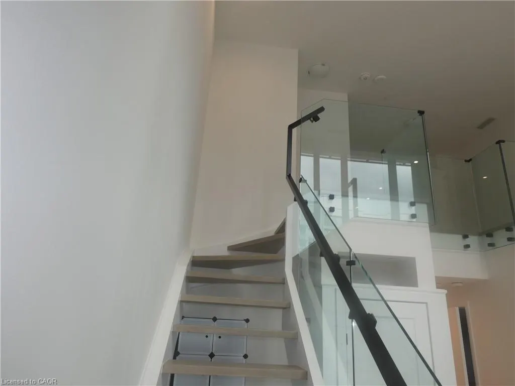 2450 Old Bronte Road Road, #112