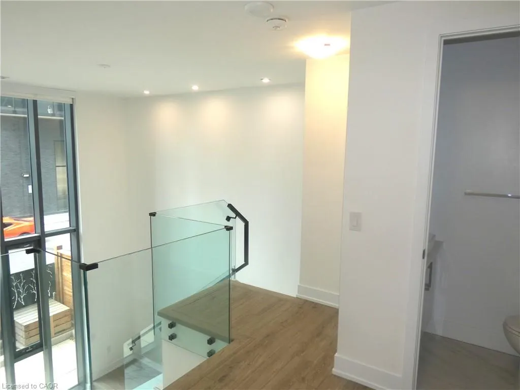 2450 Old Bronte Road, #112