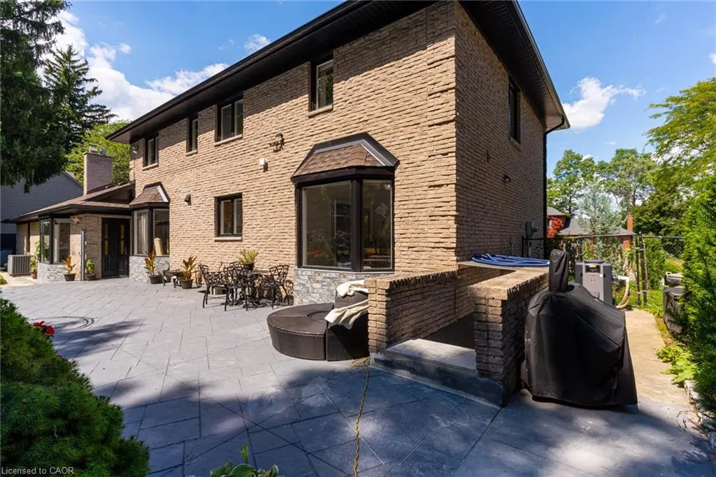 28 Stonegate Drive