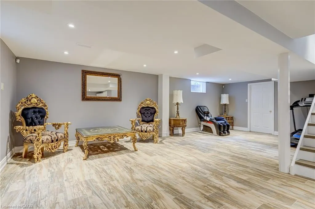 28 Stonegate Drive