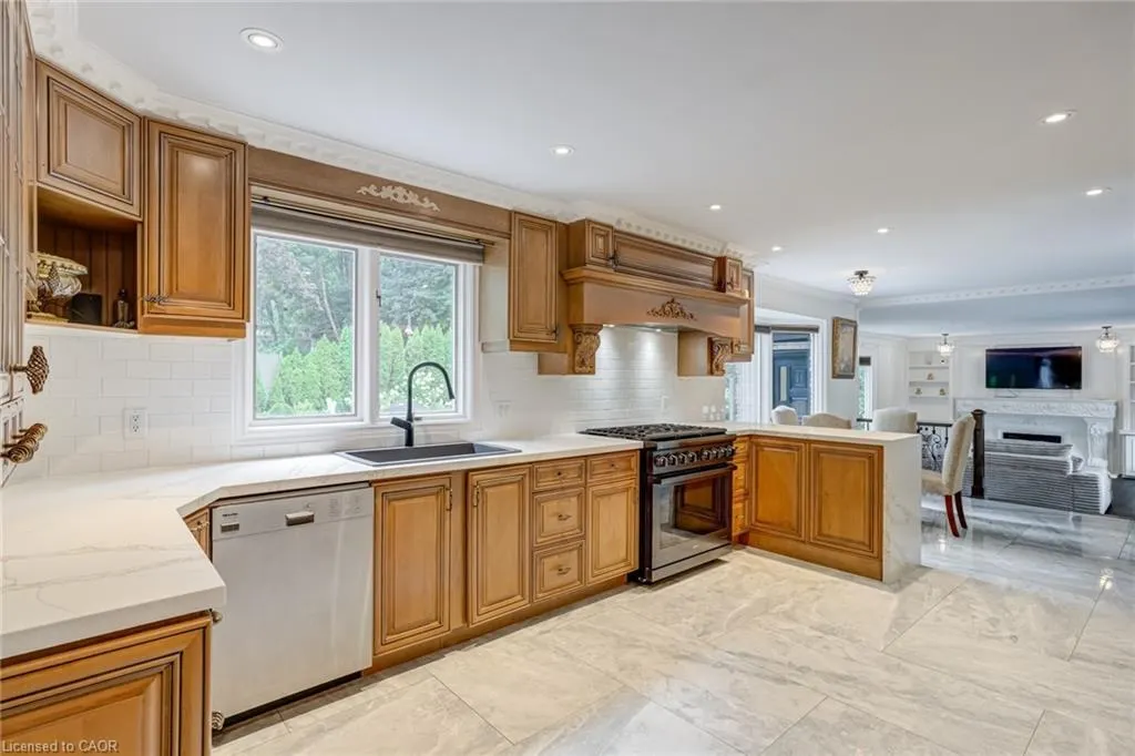 28 Stonegate Drive