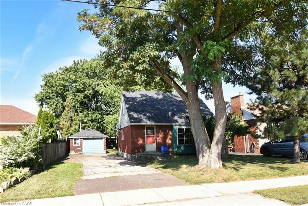 394 Upper Ottawa Street