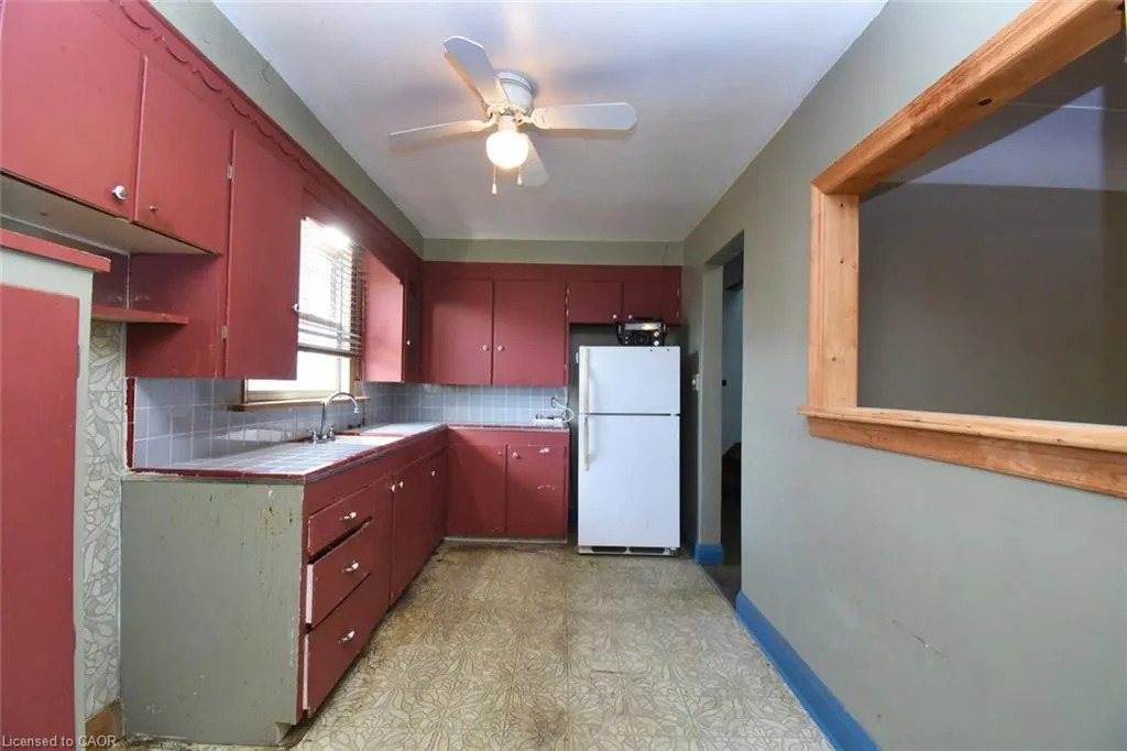 394 Upper Ottawa Street