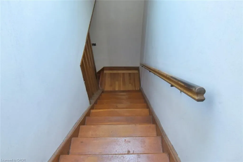 394 Upper Ottawa Street
