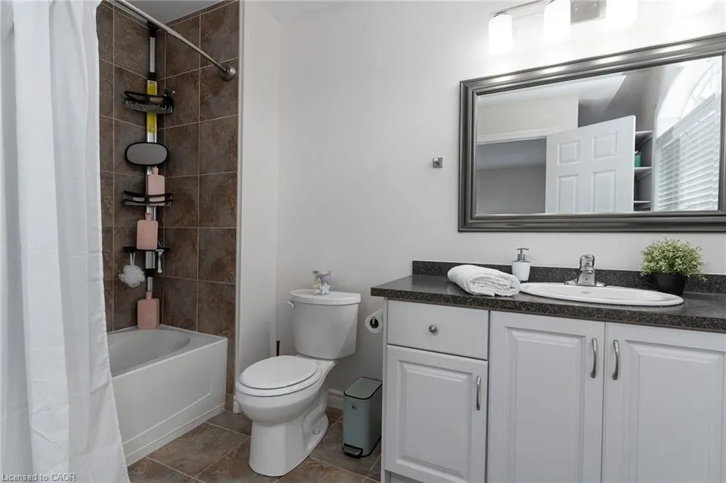 345 Glancaster Road, #14