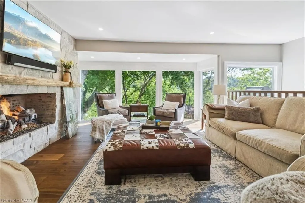 382 Trafalgar Road