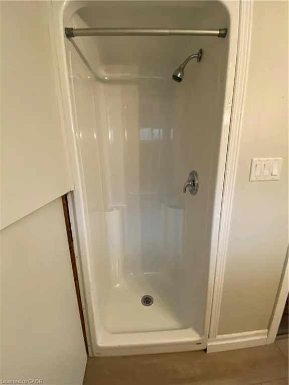 24 Queenslea Drive