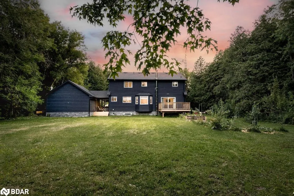 16245 7th Concession Road