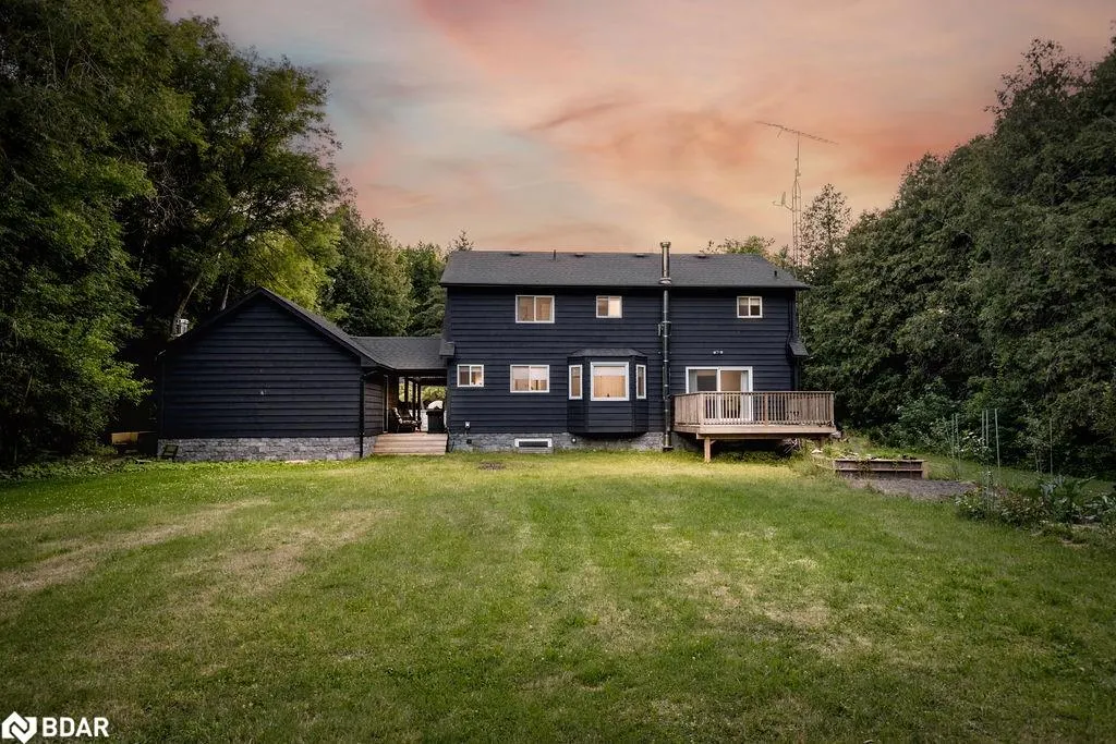 16245 7th Concession Road