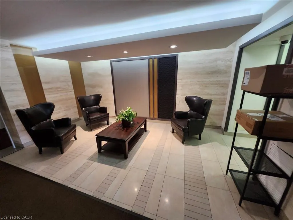 1415 Ghent Avenue, #304