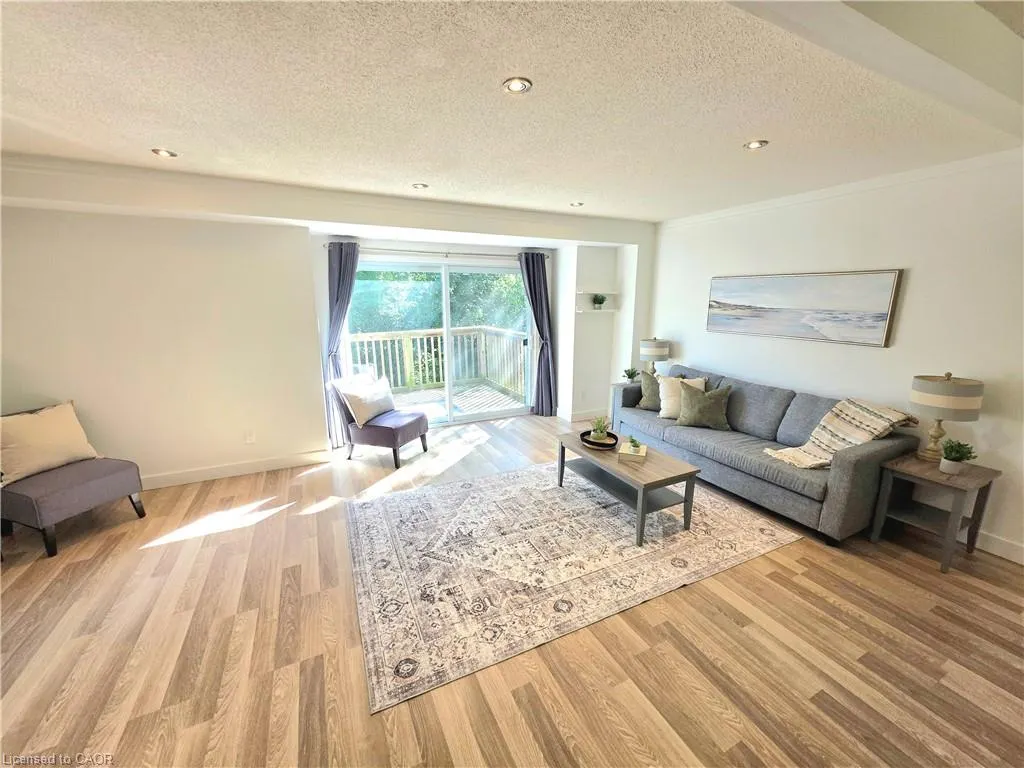 26 Poplar Drive, #5
