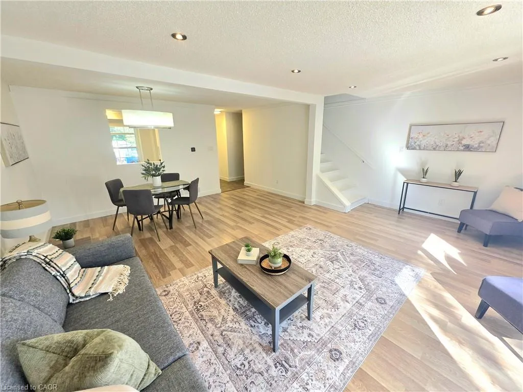 26 Poplar Drive, #5