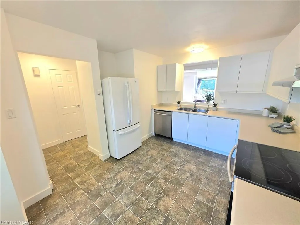 26 Poplar Drive, #5