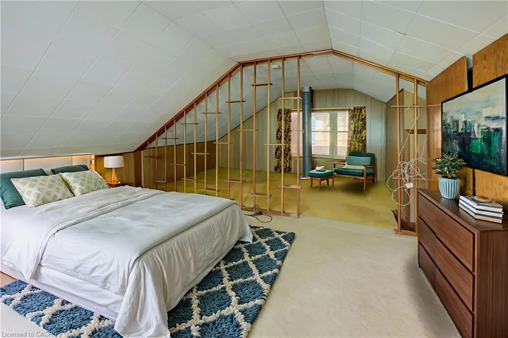 377 River Road