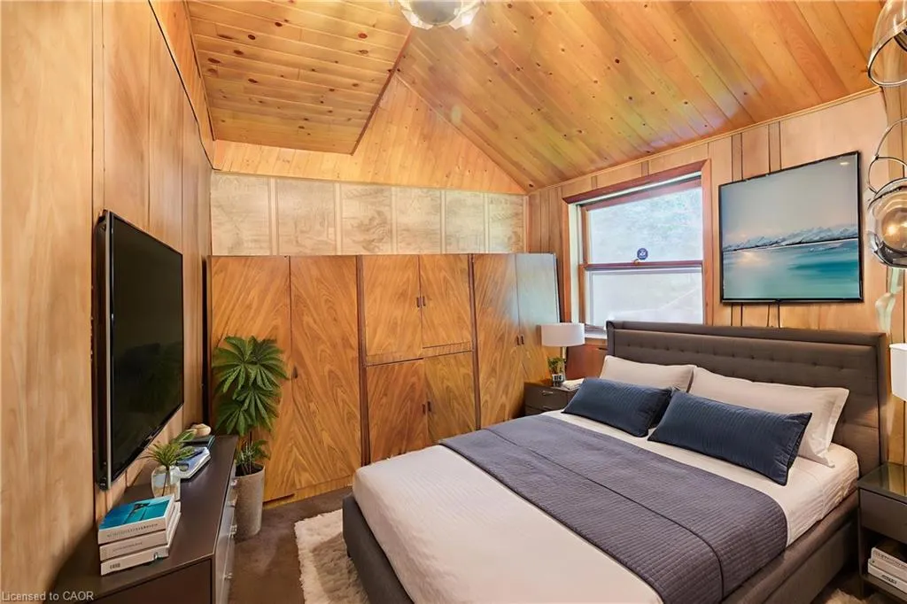 377 River Road