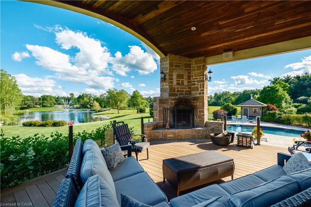 1532 Concession Rd 6 W