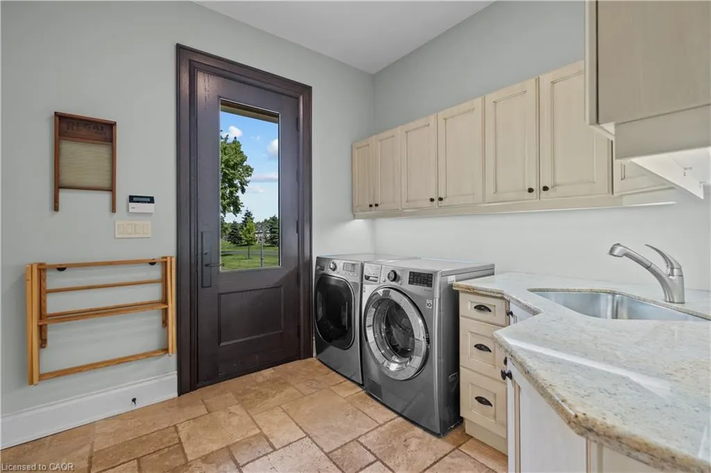 1532 Concession Rd 6 W