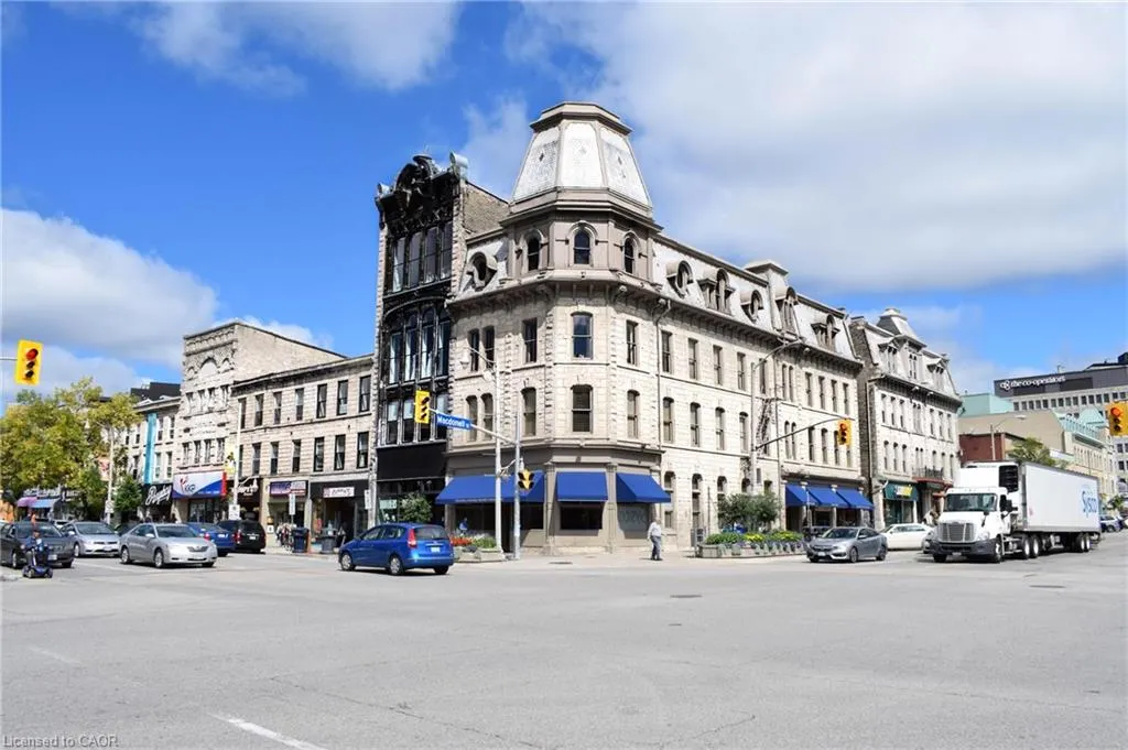 200 Woolwich Street, #204