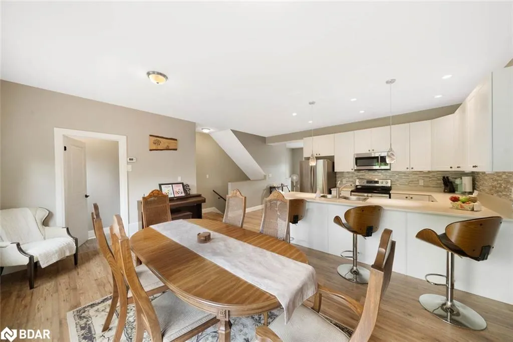 2616 Grand Tamarack Crescent