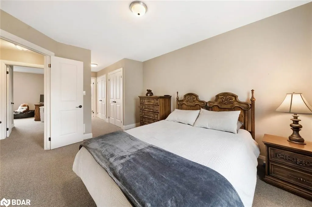 2616 Grand Tamarack Crescent