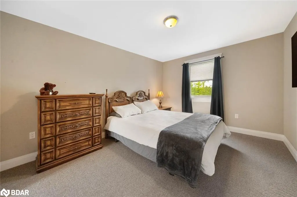 2616 Grand Tamarack Crescent