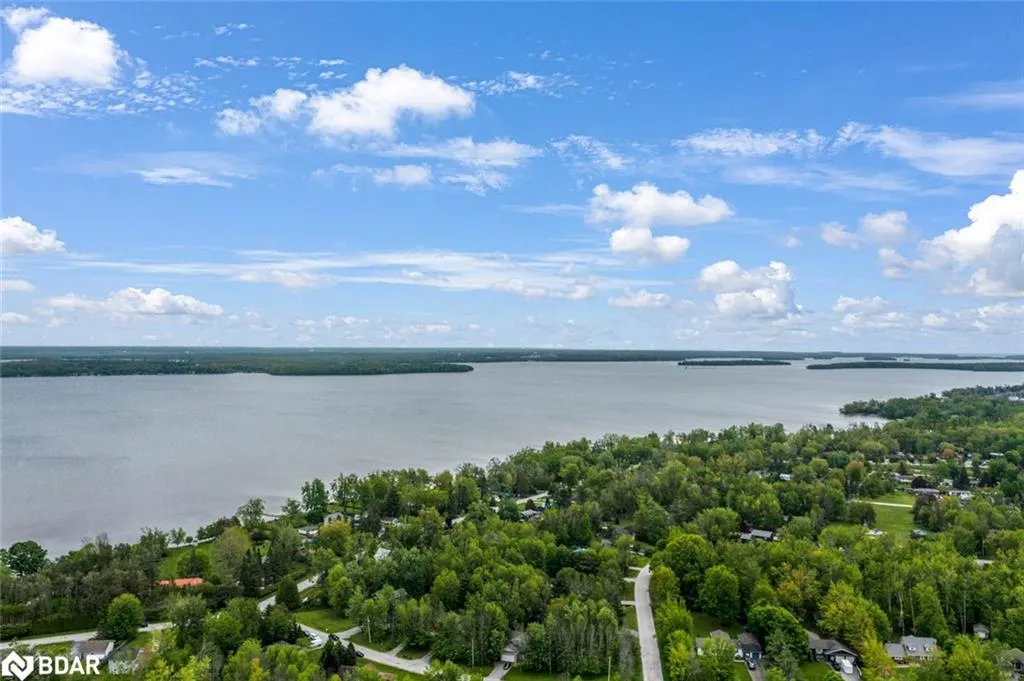 2616 Grand Tamarack Crescent