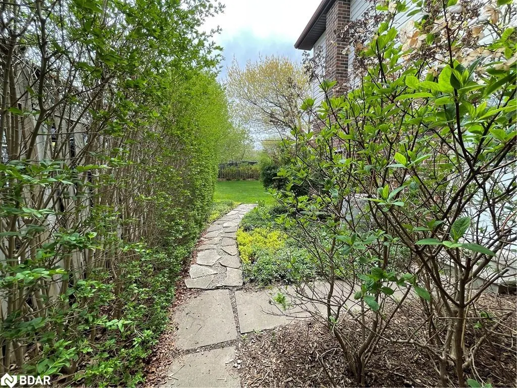 780 Woodward Avenue