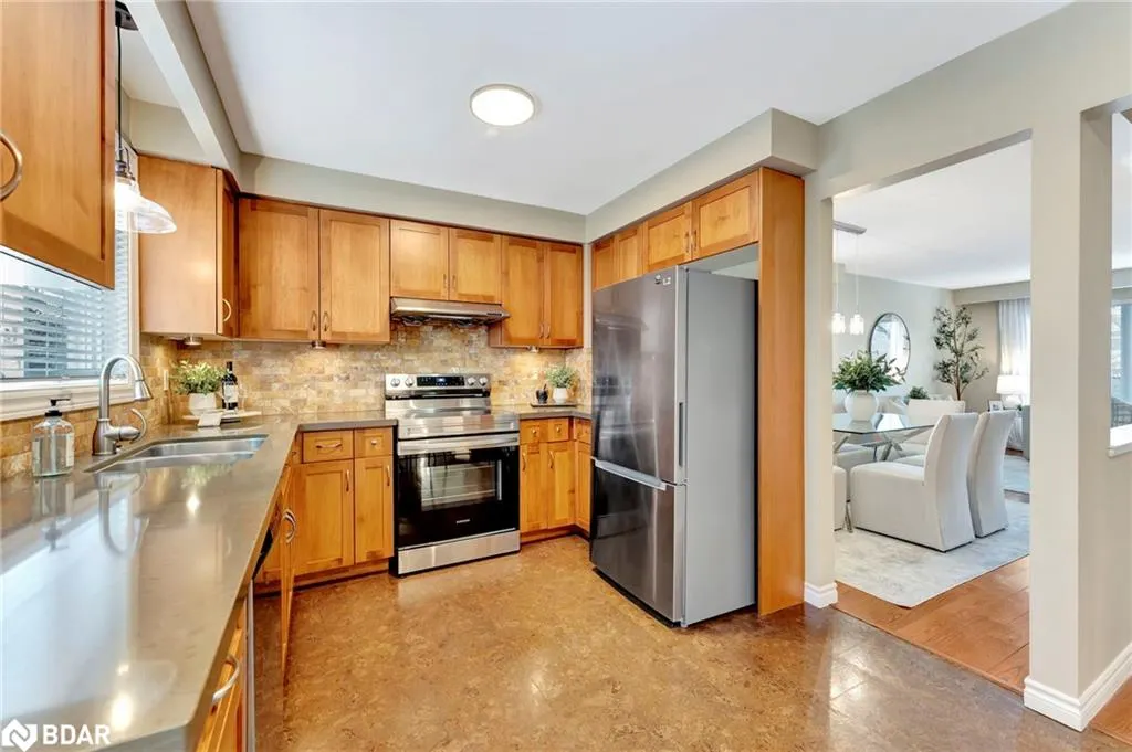 780 Woodward Avenue