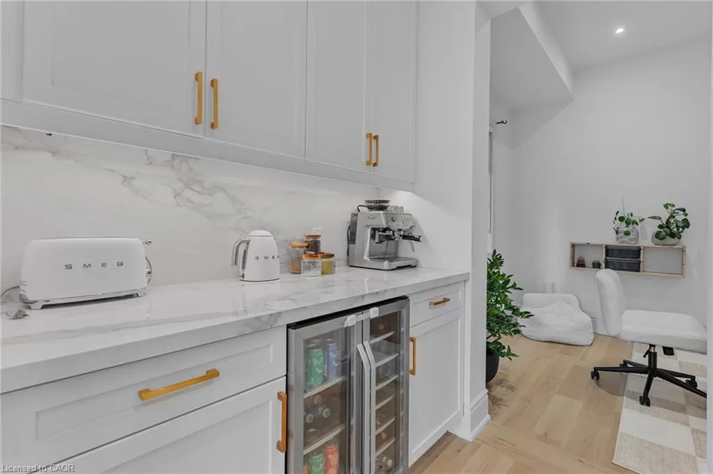 3978 Highland Park Drive