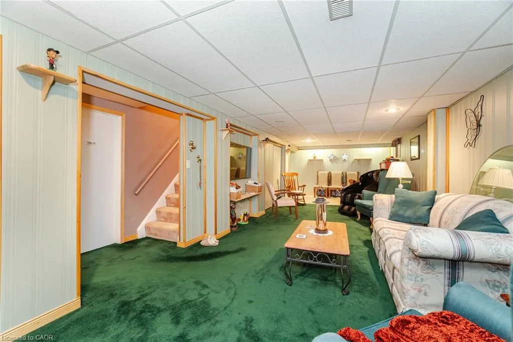 5 Sterne Avenue