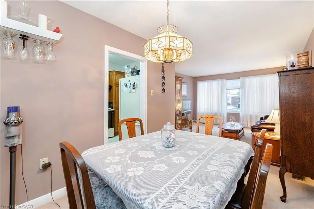 5 Sterne Avenue