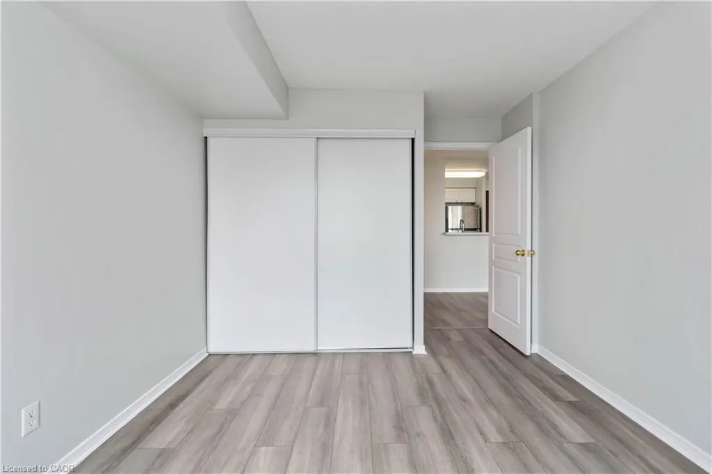 2565 Erin Centre Boulevard, #1213