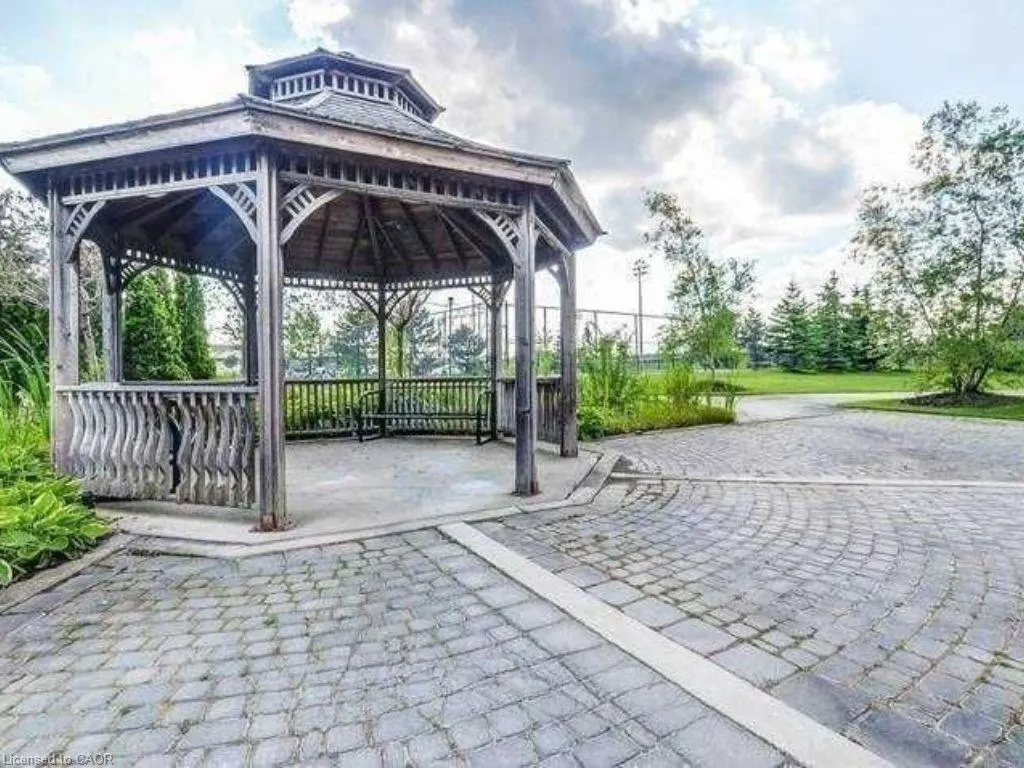 2565 Erin Centre Boulevard, #1213