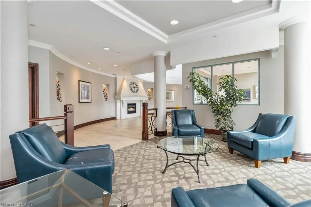 2565 Erin Centre Boulevard, #1213