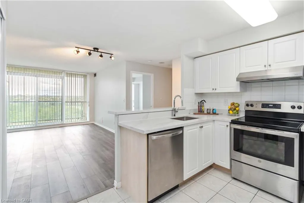 2565 Erin Centre Boulevard, #1213