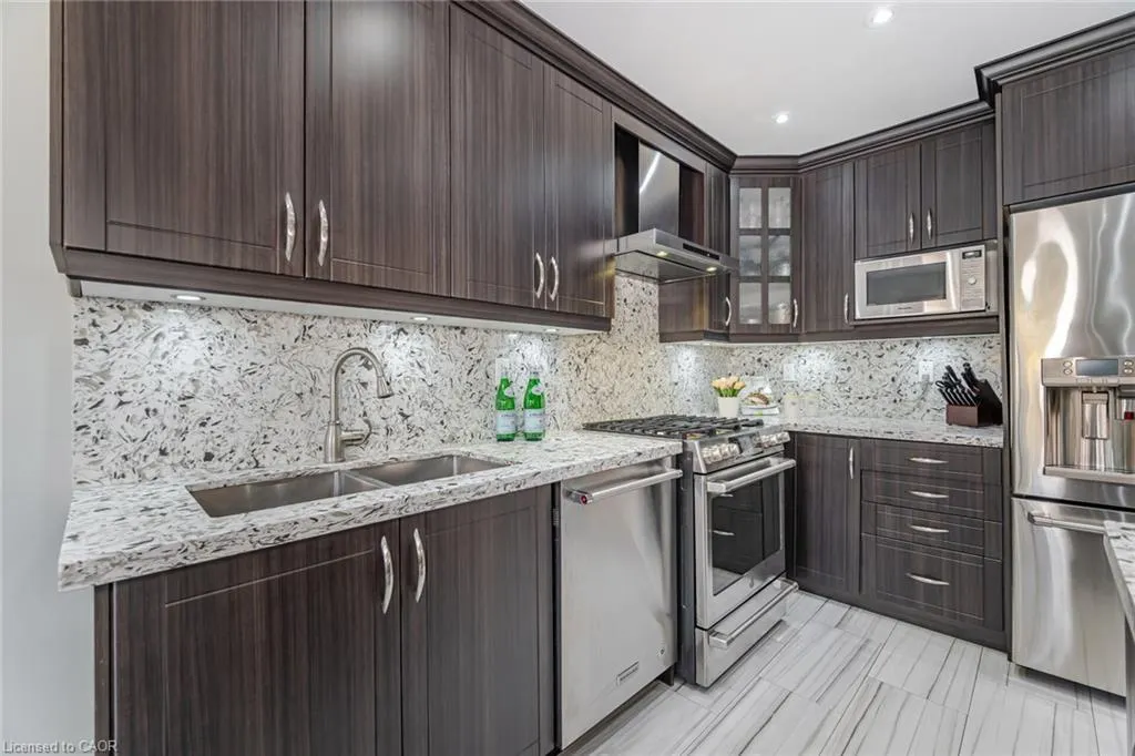 106 Eastbrook Way