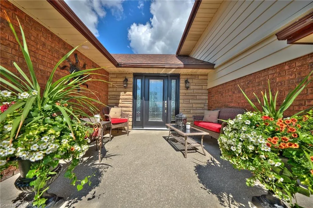2785 Lakeshore Road