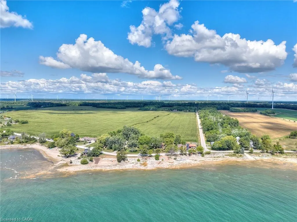 2785 Lakeshore Road